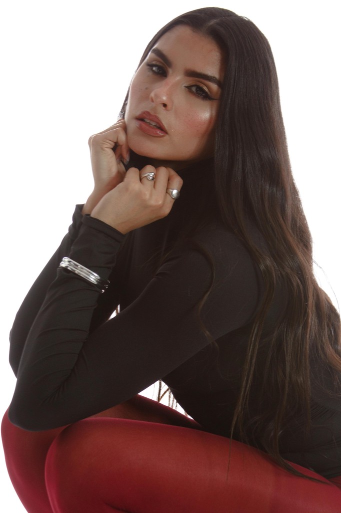 MARIA J.