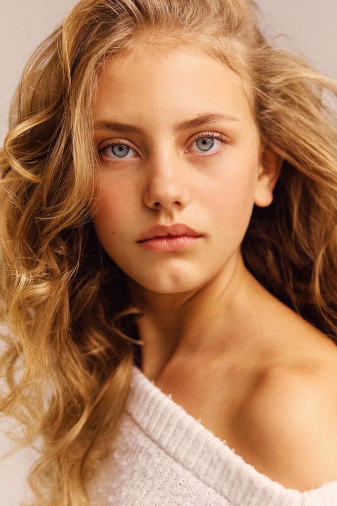 EVA M.