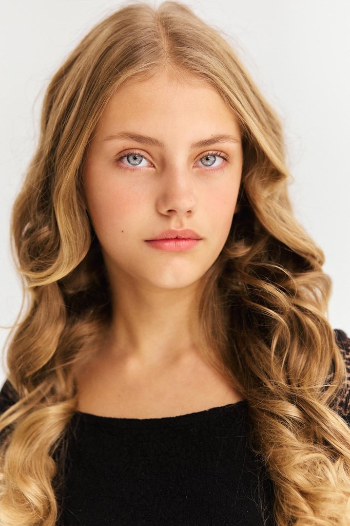 EVA M.