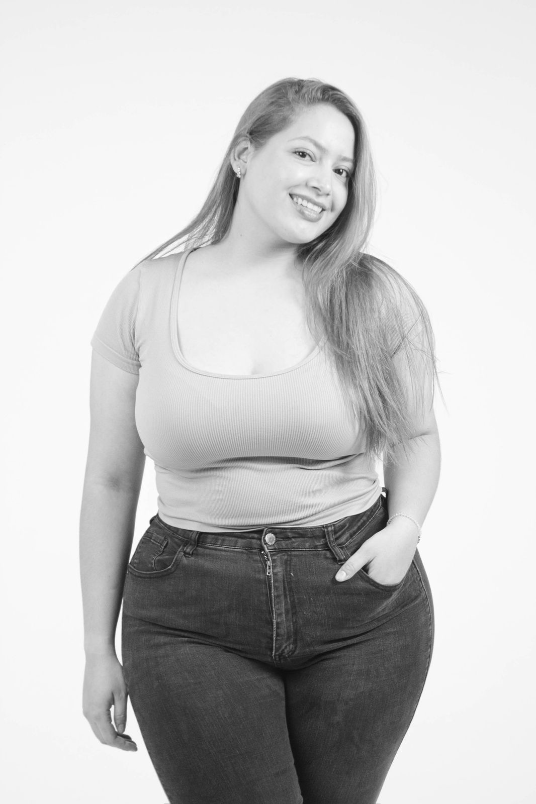 CINTHIA A. 